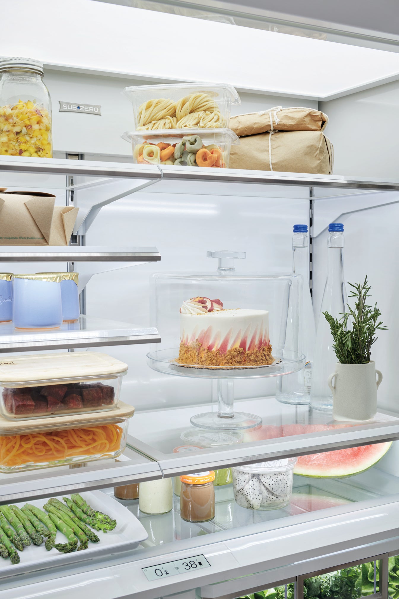 refrigerador-doble-moderno-dispensador-inteligente-subzero-amplio-congelador-magnetico-panelable